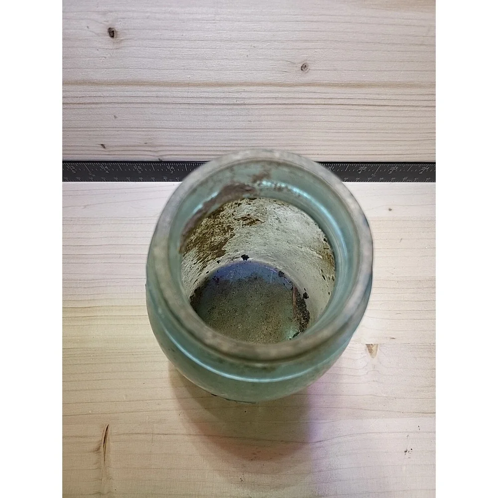 Blue Ball Perfect Mason 4 Jar - Right Out Of The Barn Floor!